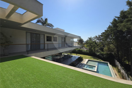 Casa à venda com 4 suítes no condomínio Fazenda Imperial, Sorocaba - SP