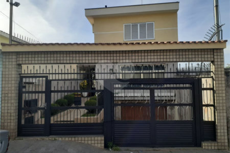 Sobrado à venda com 3 quartos, sendo 1 suíte, em Vila Maria Alta, São Paulo, SP