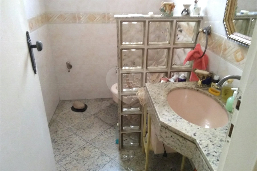 Sobrado à venda com 3 quartos, sendo 1 suíte,  em Vila Ester (zona Norte), São Paulo, SP