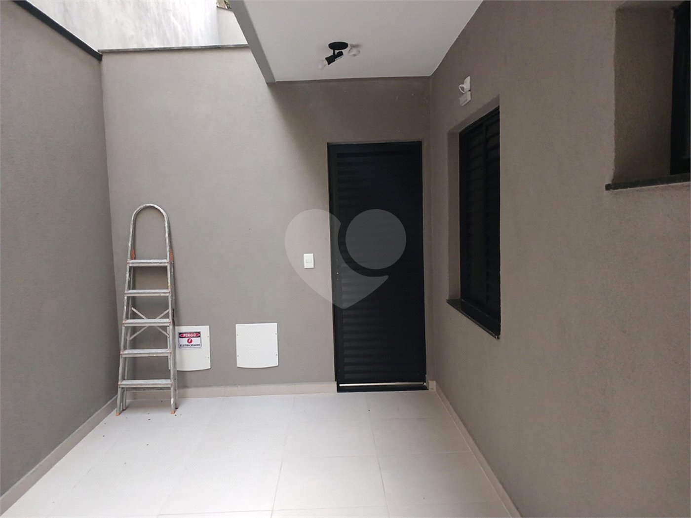 Casa para alugar com 1 quarto no condomínio Edificio Cometa, São Paulo - SP