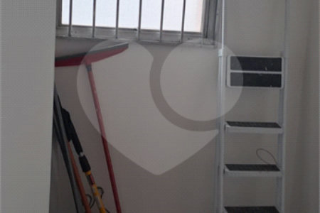 Apartamento à venda com 3 quartos, sendo 1 suíte, em Vila Paulicéia, São Paulo, SP