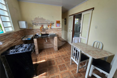 Casa à venda com 2 quartos, sendo 1 suíte, em Vila Belo Horizonte, Itapetininga, SP