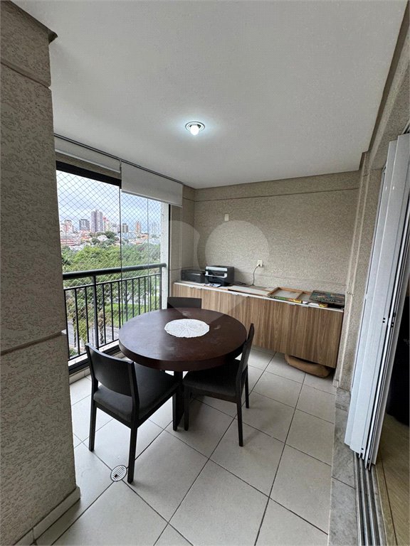 Apartamento à venda com 3 quartos, sendo 1 suíte, em Vila Gilda, Santo André, SP