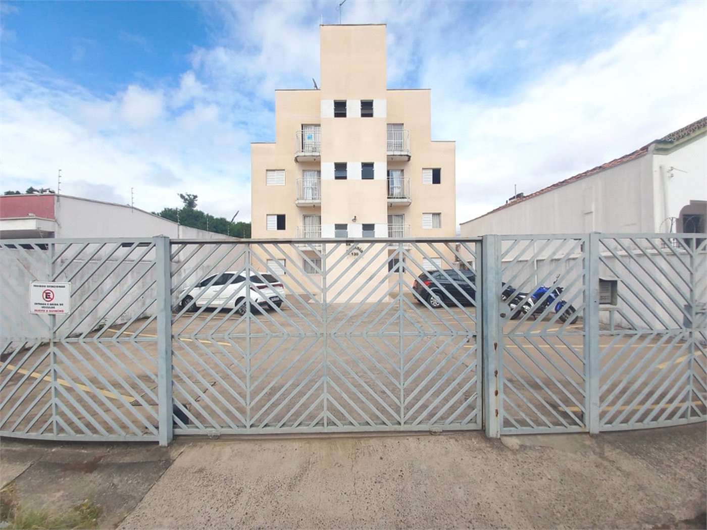 Apartamento à venda com 1 quarto em Vila Haro, Sorocaba, SP