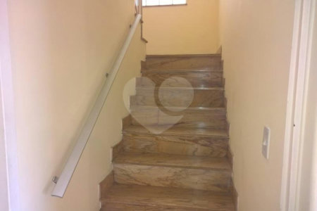 Sobrado à venda com 3 quartos, sendo 1 suíte,  em Planalto Paulista, São Paulo, SP