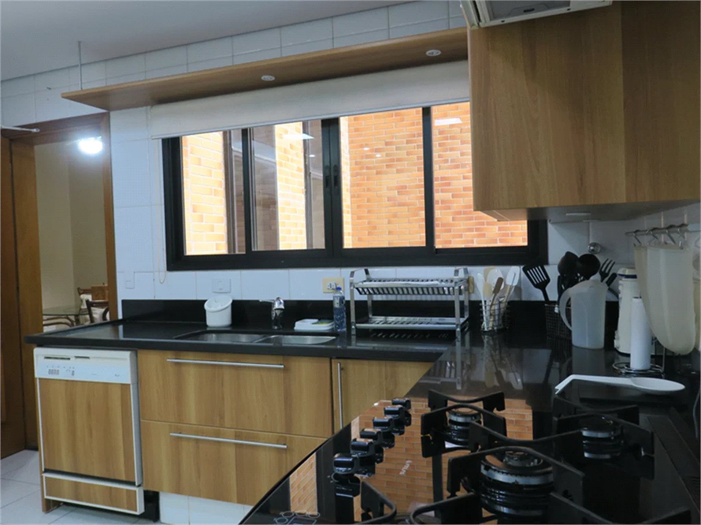 Apartamento à venda ou para alugar com 3 suítes em Vila Suzana, São Paulo, SP