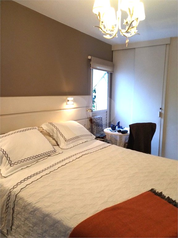 Apartamento à venda com 3 quartos, sendo 1 suíte, em Jardim Paulista, São Paulo, SP