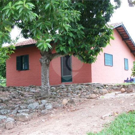 Fazenda à venda com 6 quartos, sendo 3 suítes, em Caldeira, Indaiatuba, SP