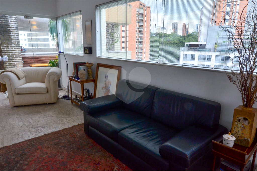 Cobertura à venda com 4 suítes em Vila Suzana, São Paulo, SP