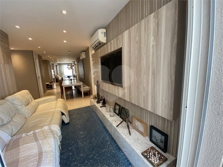 Apartamento à venda com 2 quartos, sendo 1 suíte,  em Botafogo, Rio de Janeiro, RJ