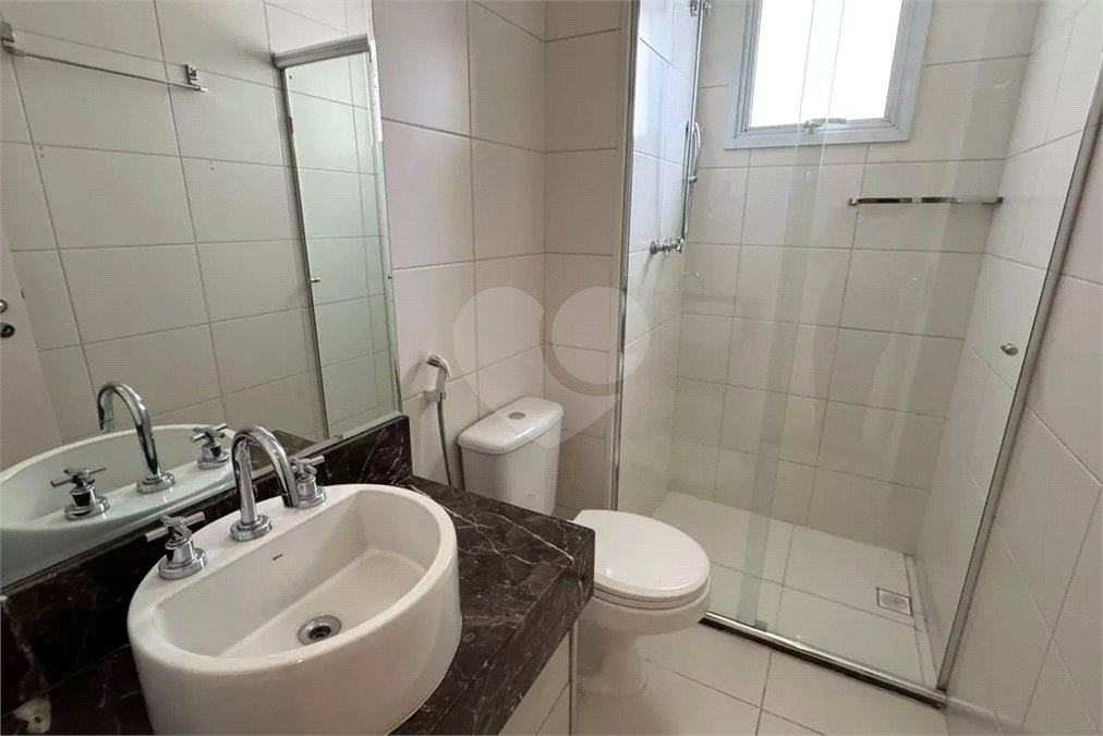 Apartamento à venda ou para alugar com 3 suítes em Água Branca, São Paulo, SP
