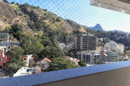 Cobertura à venda com 3 quartos, sendo 2 suítes,  em Tijuca, Rio de Janeiro, RJ