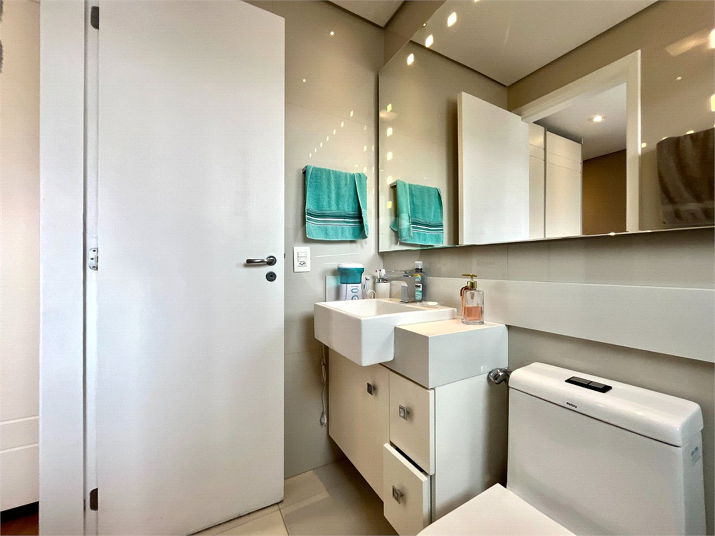 Apartamento à venda com 3 suítes em Vila Mascote, São Paulo, SP