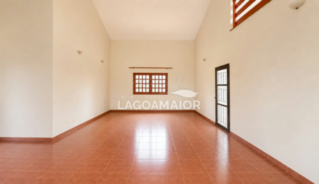 Casa para alugar com 3 quartos, sendo 2 suítes,  em Jardim Alvorada, Três Lagoas, MS