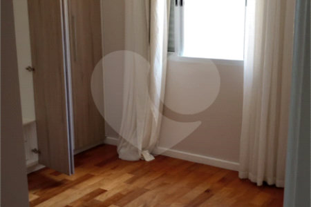 Casa à venda com 3 suítes no condomínio Picollo, Louveira - SP