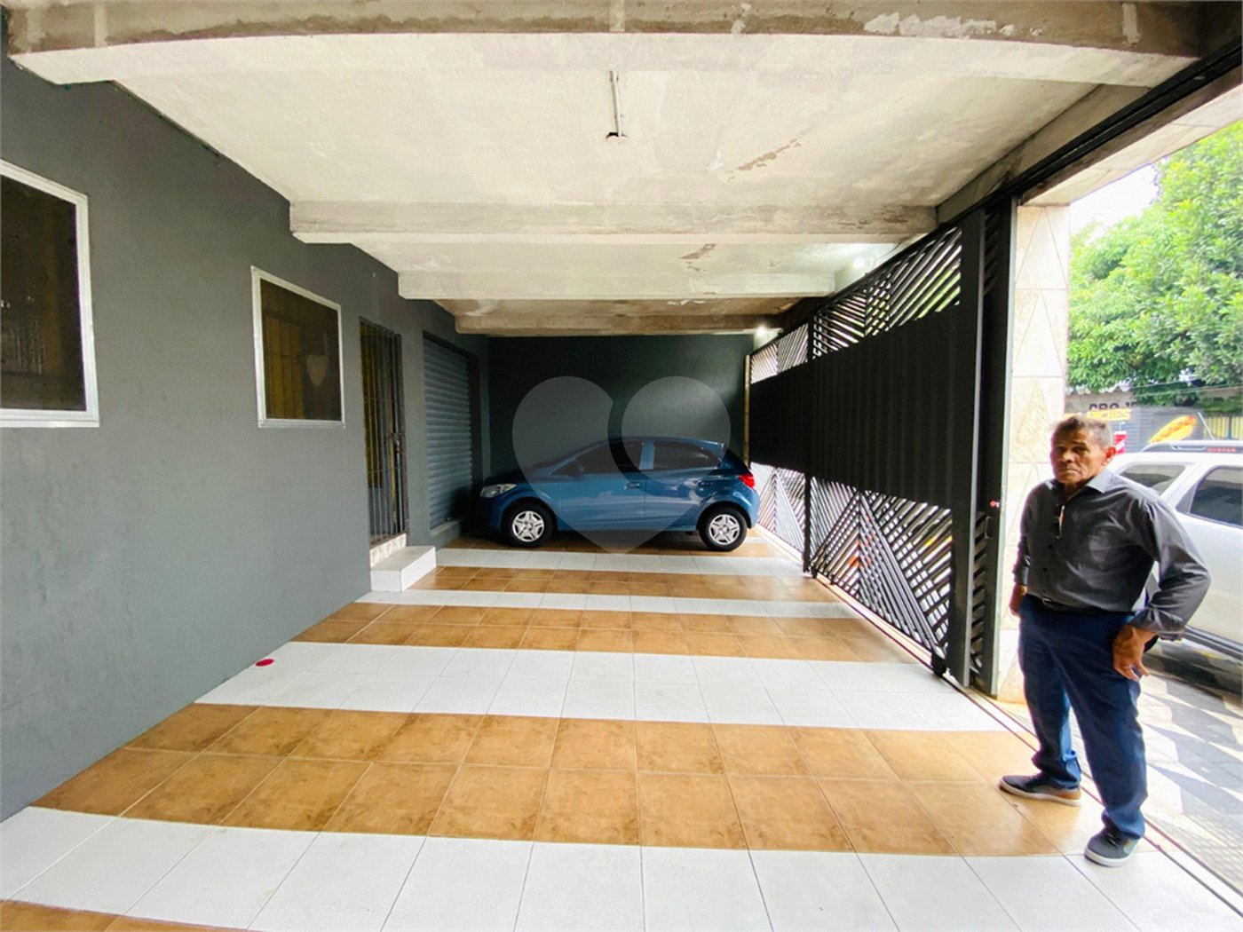 Sobrado à venda com 8 quartos em Jardim São Jorge (raposo Tavares), São Paulo, SP
