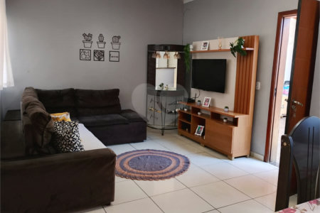 Casa à venda com 3 quartos, sendo 1 suíte, em Convívio do Santo, Porto Feliz, SP