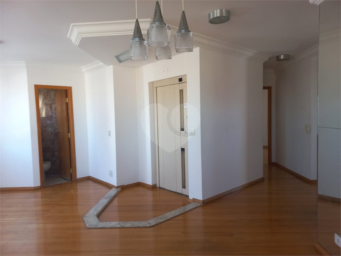 Apartamento à venda com 3 quartos, sendo 2 suítes, em Santana, São Paulo, SP