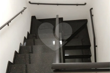 Sobrado à venda com 3 quartos, sendo 1 suíte, em Vila Mazzei, São Paulo, SP