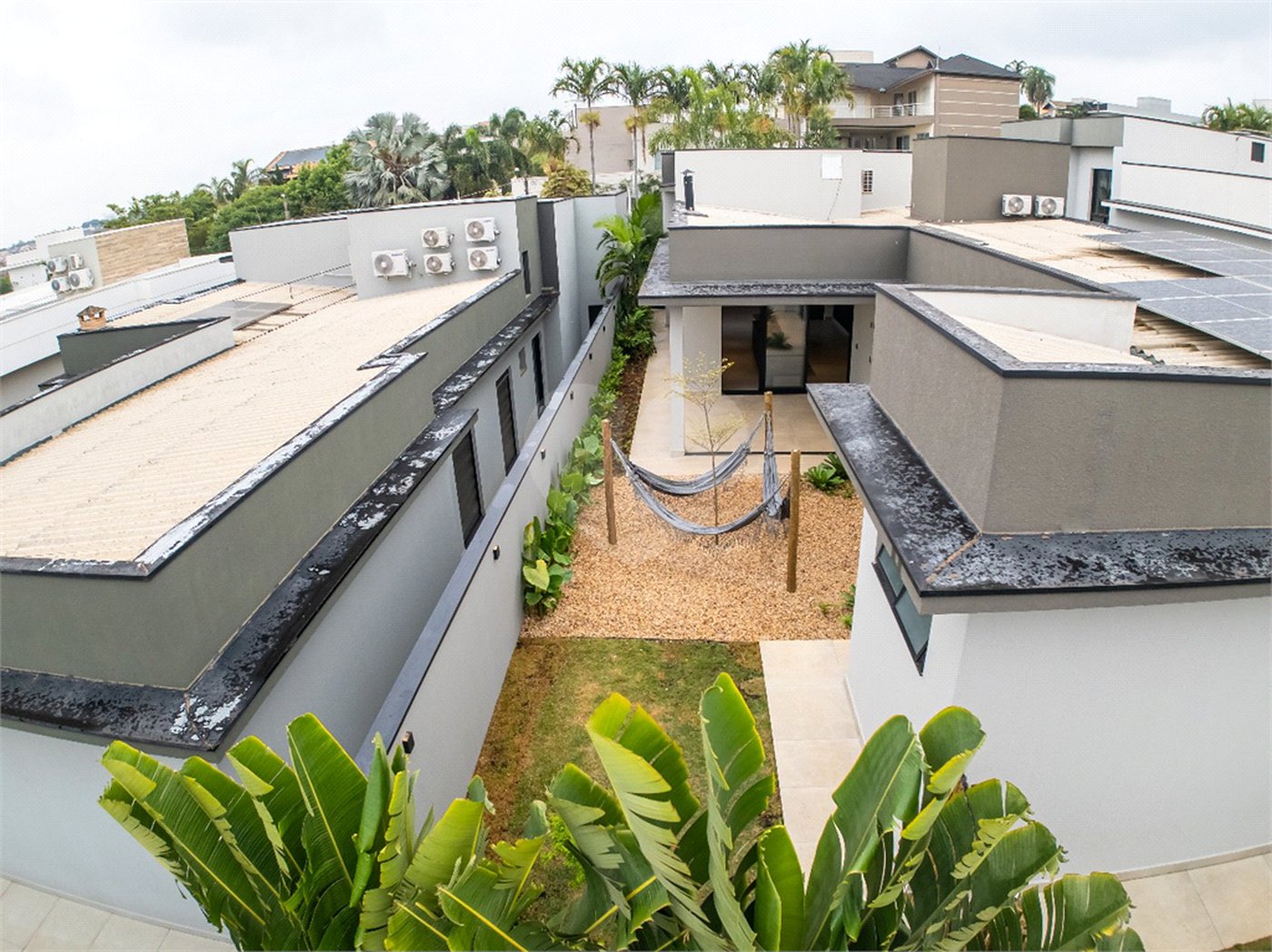 Casa à venda com 3 suítes no condomínio Residencial Helvétia Park, Indaiatuba - SP