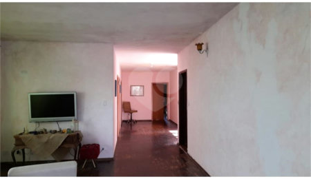 Casa à venda ou para alugar com 5 quartos, sendo 1 suíte,  em Vila Romero, São Paulo, SP