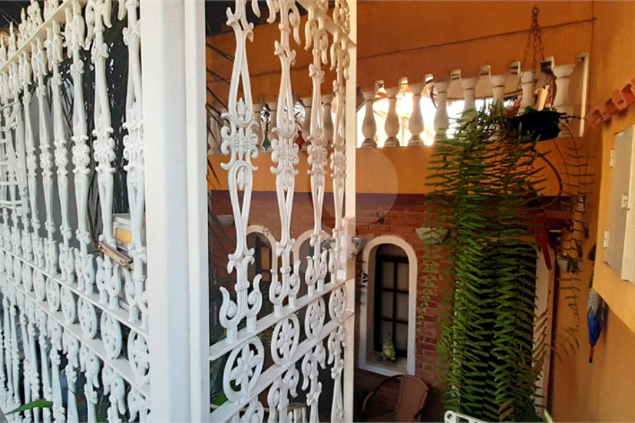 Sobrado à venda com 2 quartos em Horto, São Paulo, SP