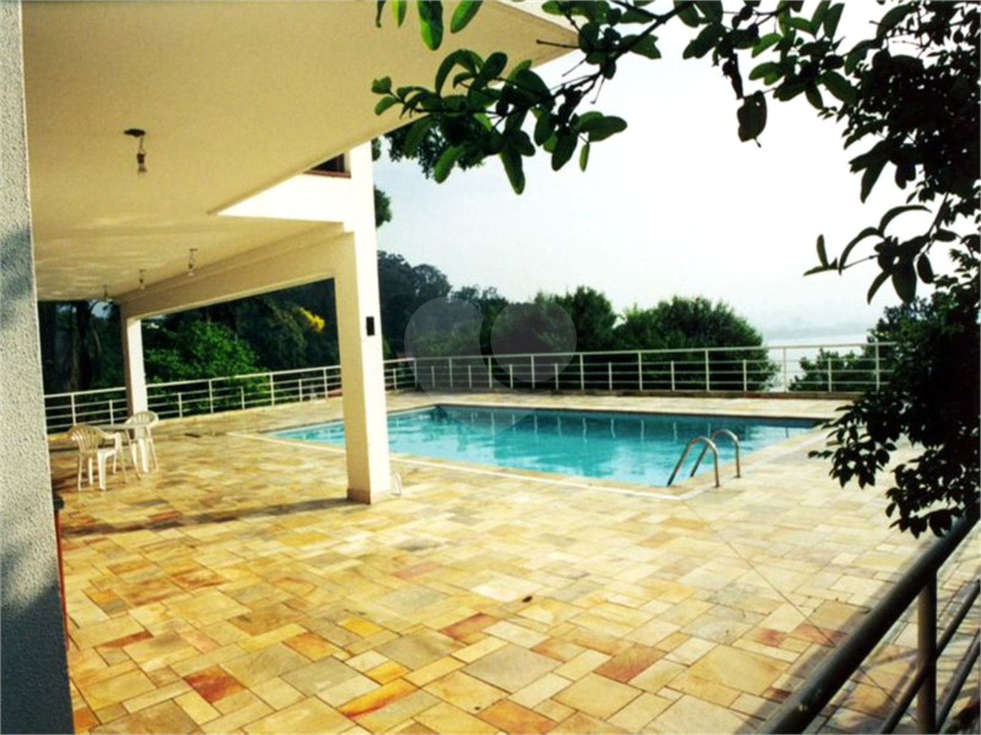 Casa de Vila à venda ou para alugar com 4 suítes em Guarapiranga, São Paulo, SP