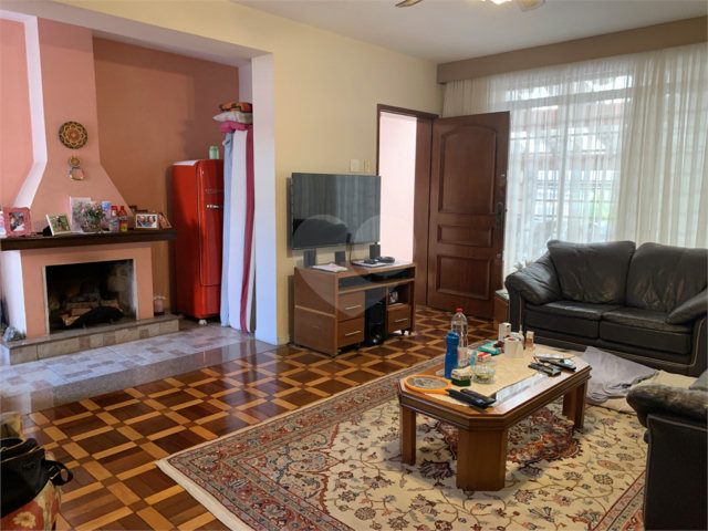 Casa à venda com 3 quartos, sendo 1 suíte,  em Brooklin Velho, São Paulo, SP