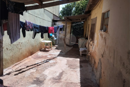 Casa à venda com 3 quartos em Jardim Santa Lúcia, Araraquara, SP