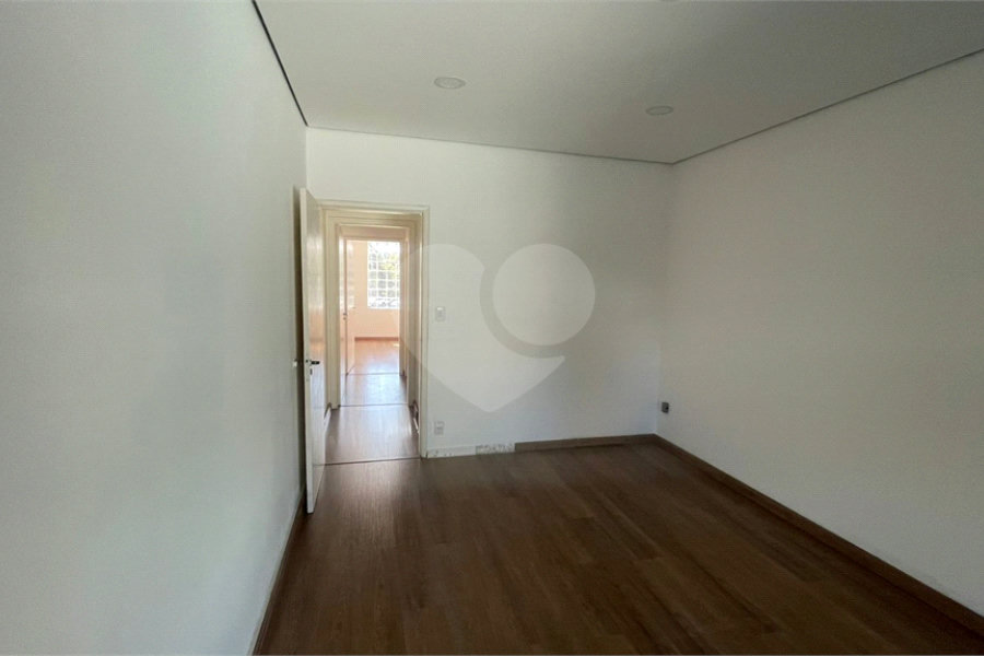 Sobrado à venda com 1 quarto em Santana, São Paulo, SP