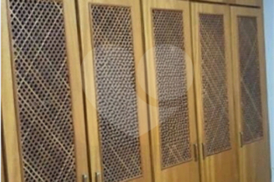 Sobrado à venda com 4 quartos, sendo 2 suítes, em Tremembé, São Paulo, SP