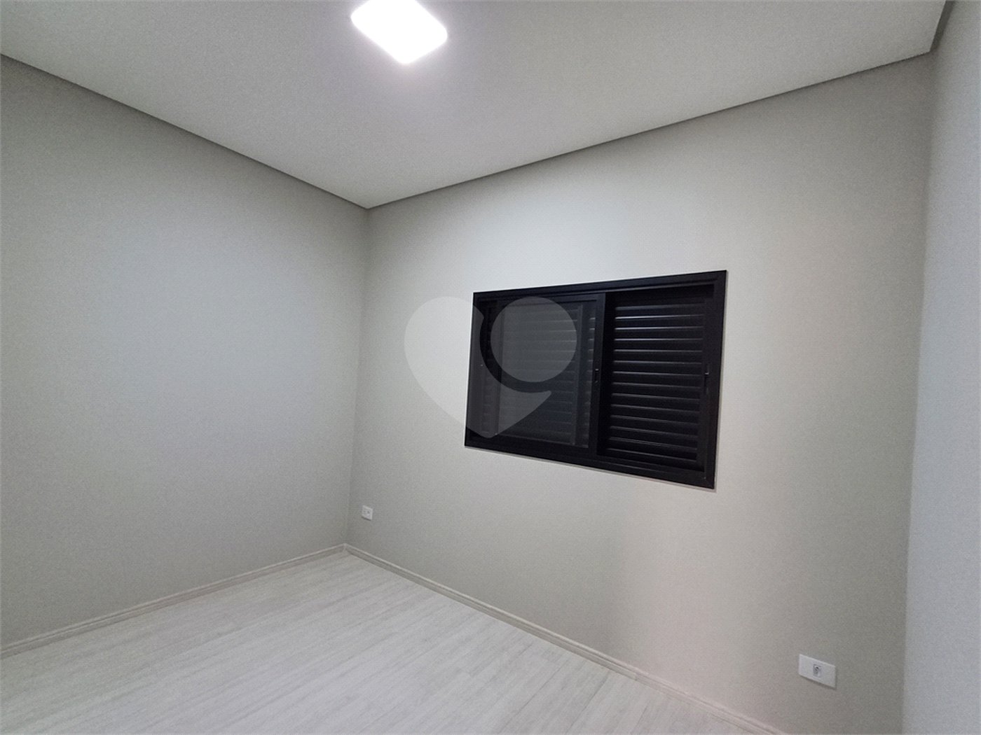 Casa à venda com 3 quartos, sendo 1 suíte,  no condomínio Ibiti Reserva, Sorocaba - SP