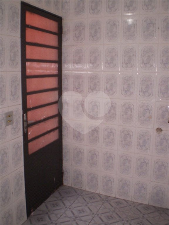 Casa à venda com 2 quartos no condomínio Travessa Salomão Régis Piza,17, São Paulo - SP