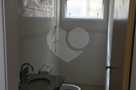 Casa à venda com 3 quartos, sendo 1 suíte,  no condomínio Marf Iii- Fase III, Bom Jesus dos Perdões - SP
