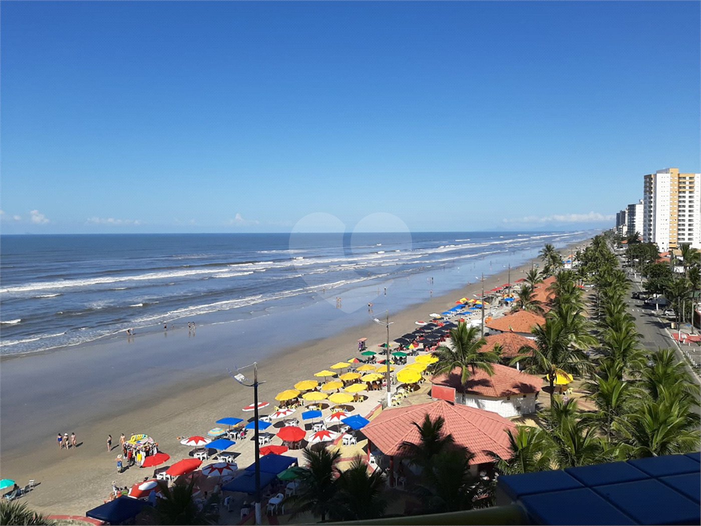 Apartamento à venda com 2 quartos, sendo 1 suíte, em Vera Cruz, Mongaguá, SP