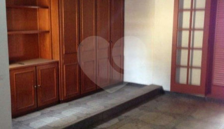 Sobrado à venda com 3 quartos, sendo 1 suíte,  em Jardim Brasil (zona Norte), São Paulo, SP