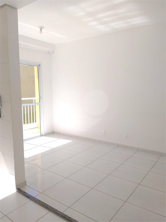 Apartamento à venda com 2 quartos em João Xxiii, Vinhedo, SP