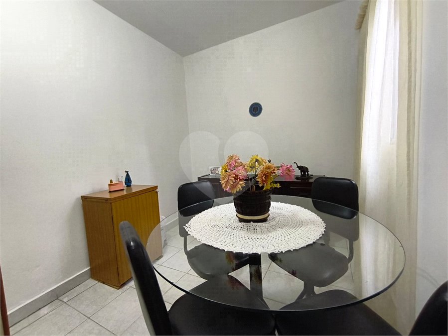 Sobrado à venda com 3 quartos no Brasilândia, São Paulo, SP