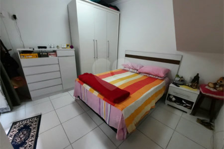 Sobrado à venda com 3 quartos, sendo 2 suítes, em Vila Mazzei, São Paulo, SP