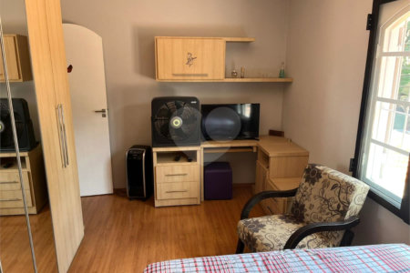 Casa à venda com 2 quartos no Centro, Diadema, SP
