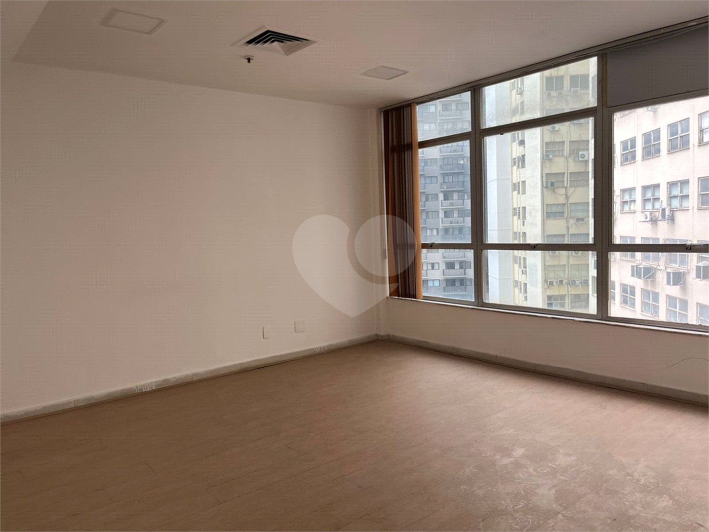 Sala à venda ou para alugar no Centro, Rio de Janeiro, RJ