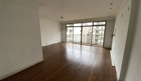 Apartamento à venda com 4 quartos, sendo 1 suíte,  em Tijuca, Rio de Janeiro, RJ