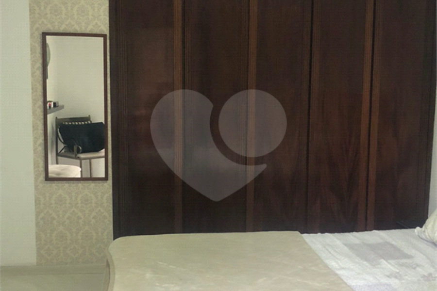 Apartamento à venda com 3 quartos, sendo 1 suíte, em Saúde, São Paulo, SP