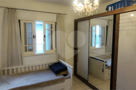 Casa à venda com 3 quartos, sendo 1 suíte,  em Chácara das Flores, Mogi das Cruzes, SP