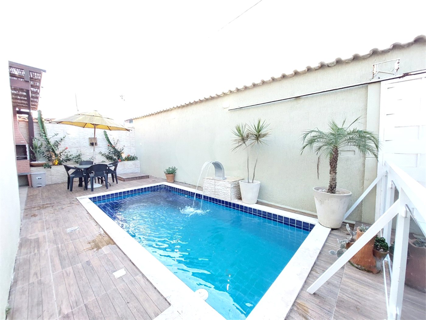 Casa à venda com 2 quartos, sendo 1 suíte,  em São José, Armação dos Búzios, RJ