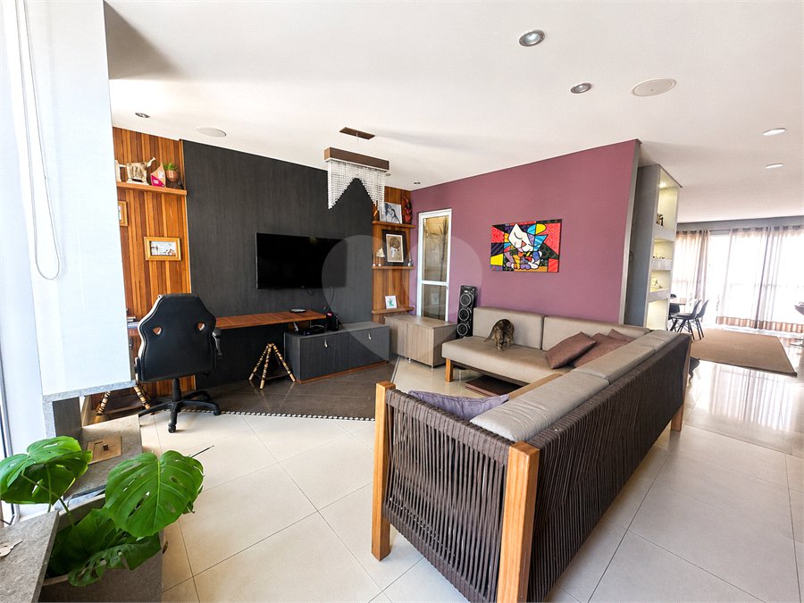 Casa à venda com 3 quartos, sendo 1 suíte, no condomínio Ibiti Royal Park, Sorocaba - SP