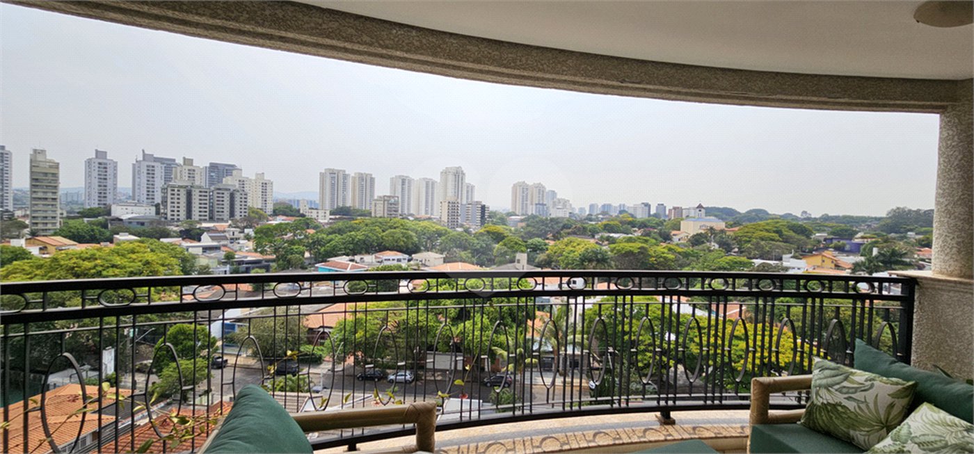 Cobertura à venda com 5 suítes em Bela Aliança, São Paulo, SP
