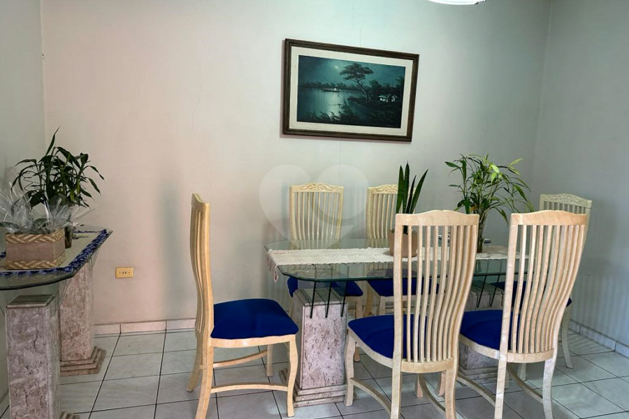 Sobrado à venda com 3 quartos, sendo 1 suíte, em Vila Nova Mazzei, São Paulo, SP
