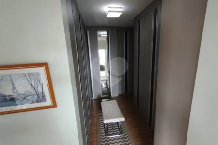 Casa à venda com 5 quartos, sendo 3 suítes, no condomínio Ibiaram 1, Itupeva - SP
