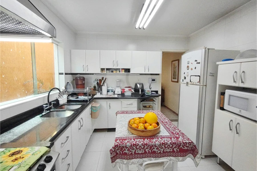 Casa à venda com 3 suítes em Parada Inglesa, São Paulo, SP